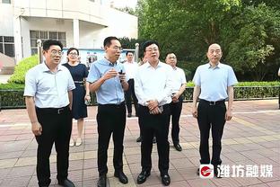 斯图尔特：我为诺克斯的表现感到高兴 他是一名很棒的队友